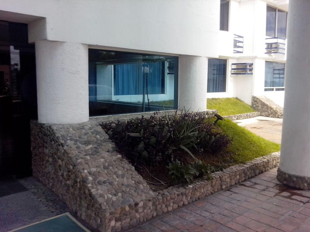 Oyo Hotel Casa Blanca Martinez de la Torre Exterior photo